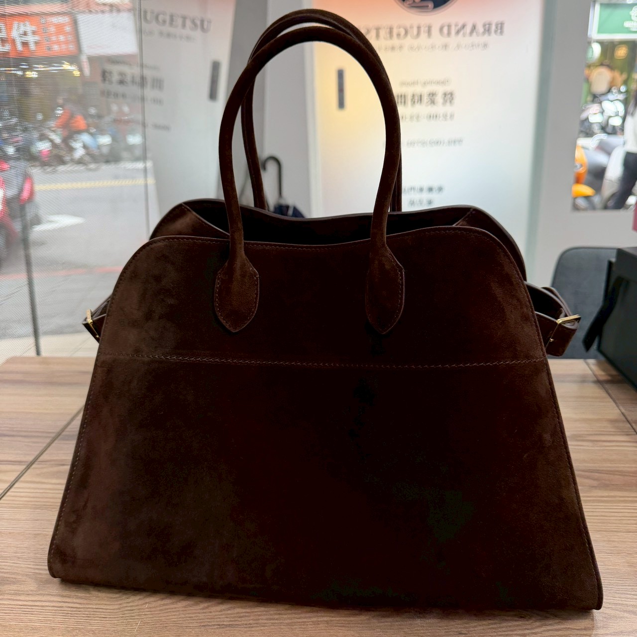 The Row包包推薦盤點12款必入鞋包推薦清單--Margaux、N/S Park Tote、90's Bag等必入包袋尺寸介紹